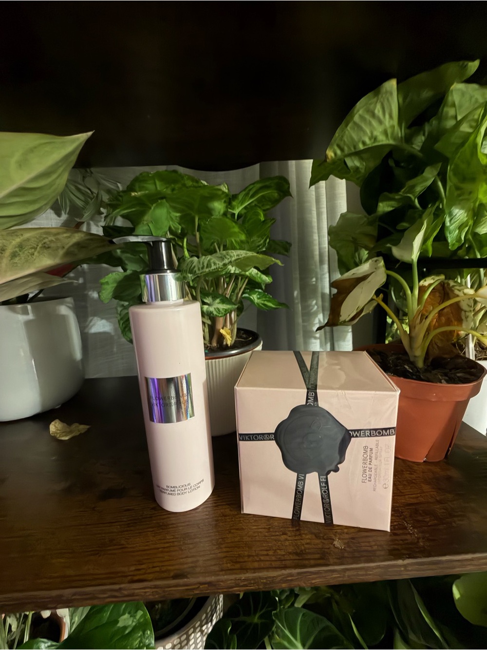 Viktor & Rolf Flower Bomb Gift Set